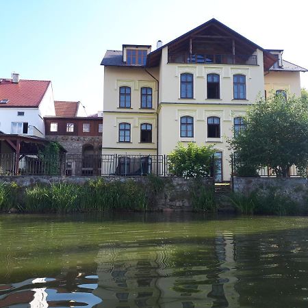 Apartmany Setkova Vila Jindrichuv Hradec Bagian luar foto
