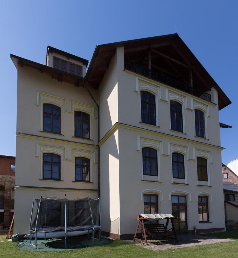 Apartmany Setkova Vila Jindrichuv Hradec Bagian luar foto