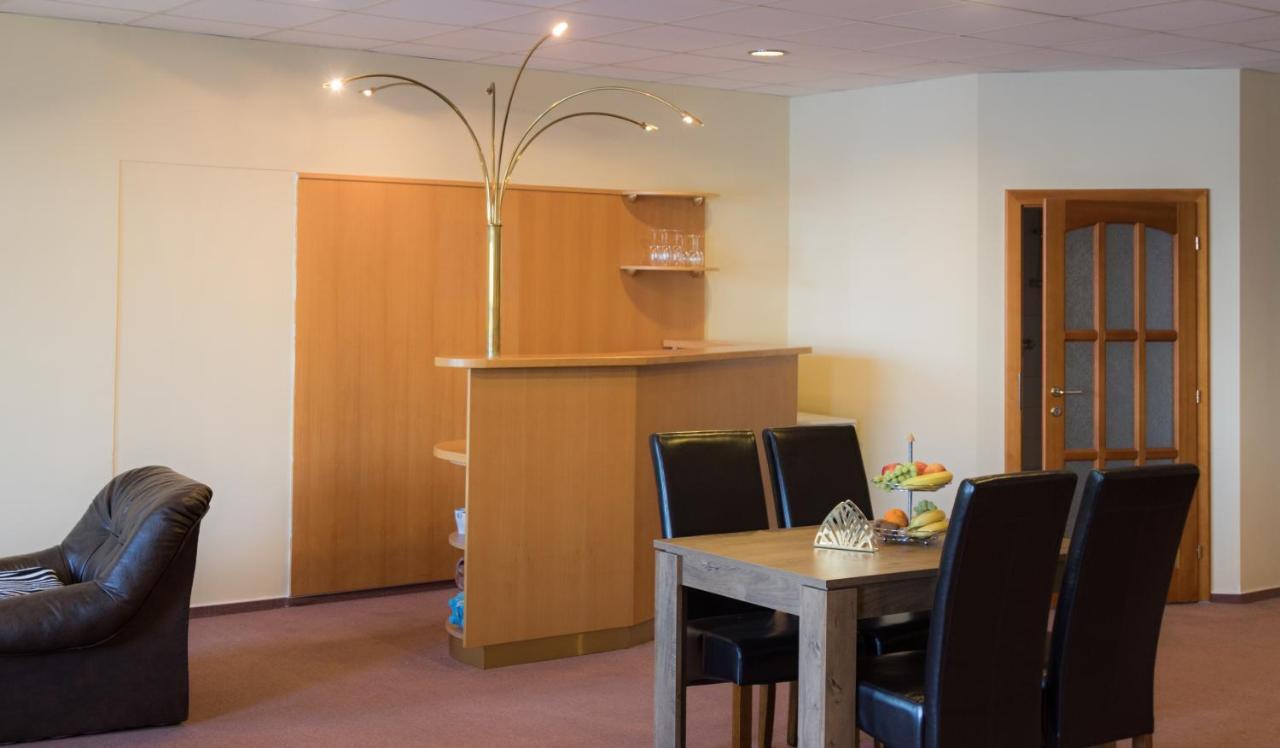 Apartmany Setkova Vila Jindrichuv Hradec Bagian luar foto